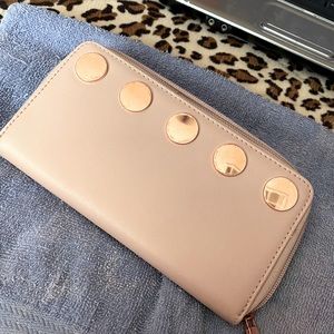 Zip around wallet pink rose